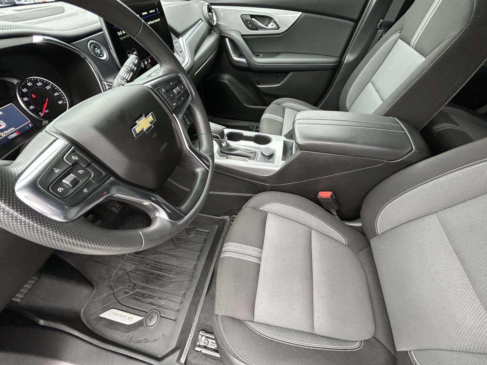 Used 2024 Chevrolet Blazer LT w/ Convenience Package image 10