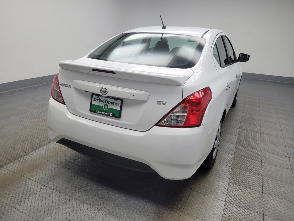 Used 2019 Nissan Versa SV image 7