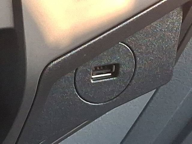 Used 2023 Ford F650 2WD Regular Cab Super Duty image 23