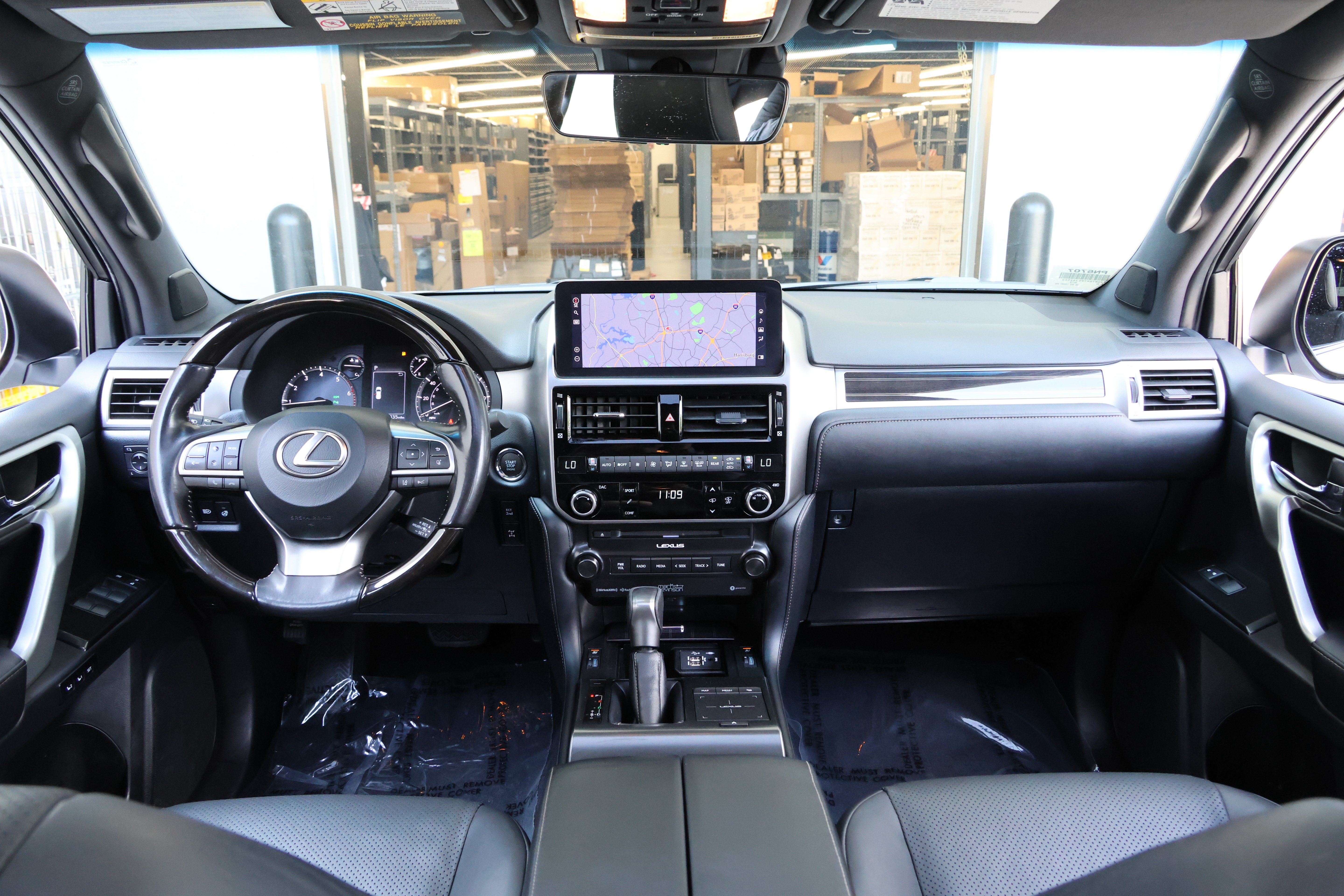 Certified 2023 Lexus GX 460 Luxury w/ Sport Design Package AWD/4WD image 28