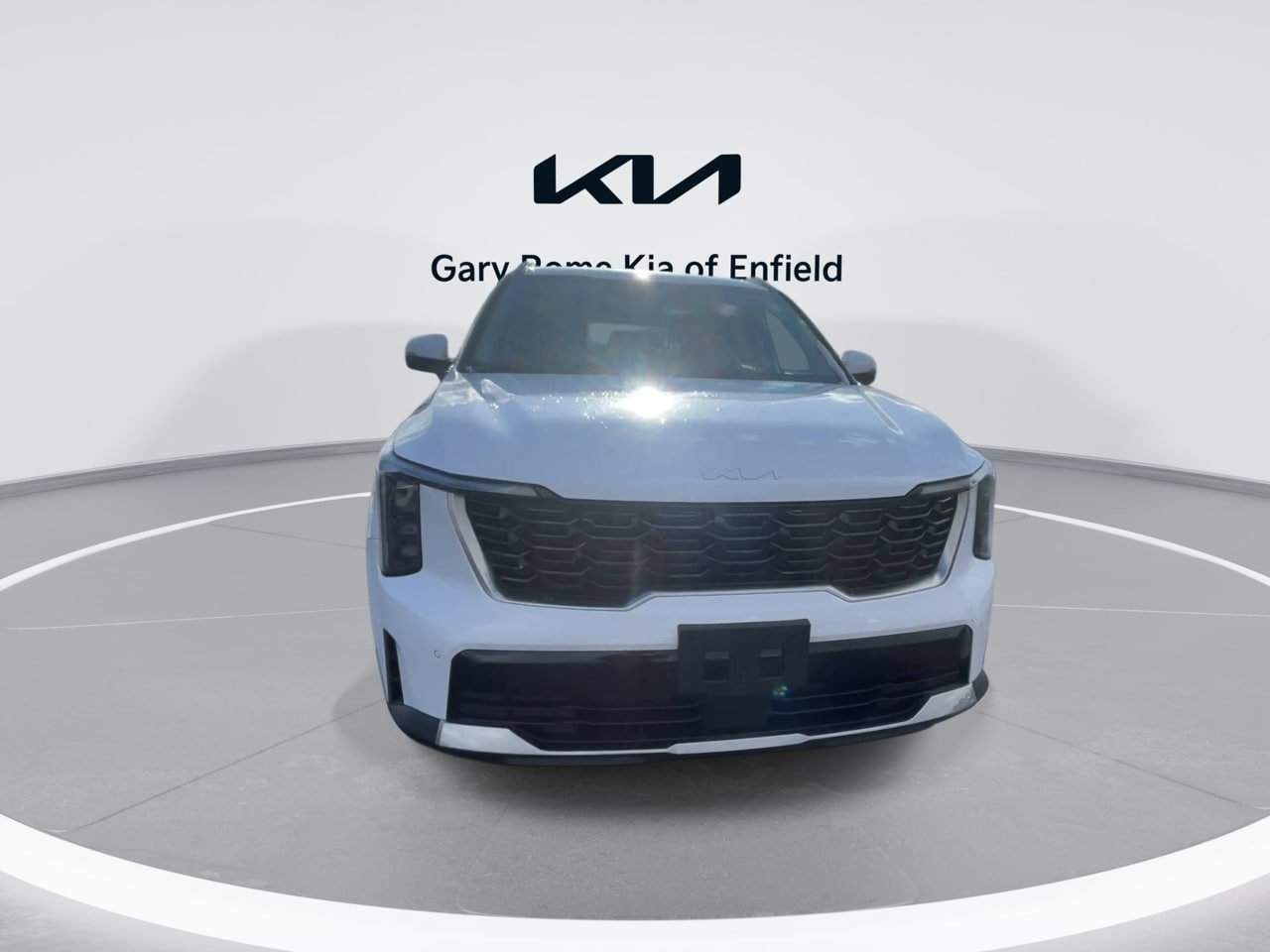 Used 2024 Kia Sorento S image 3