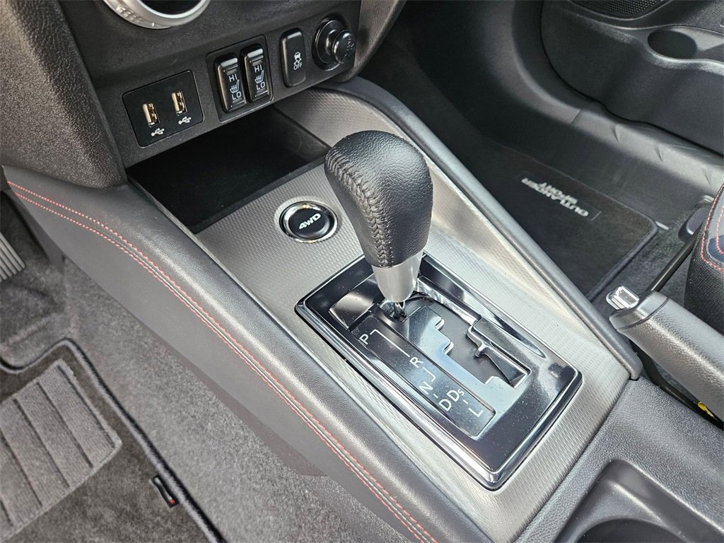 Used 2025 Mitsubishi Outlander Sport SE image 25