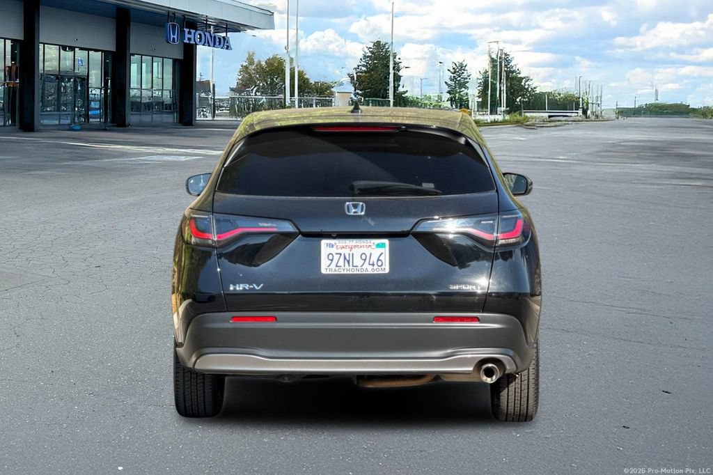 Certified 2023 Honda HR-V Sport image 8