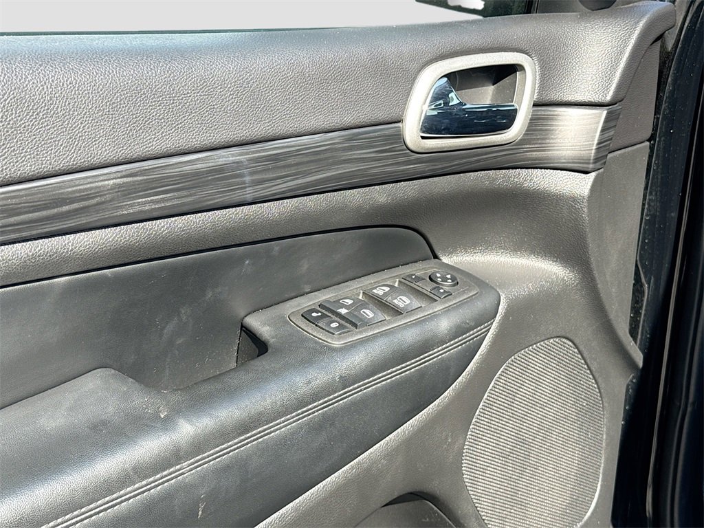 Used 2022 Jeep Grand Cherokee Laredo X image 18