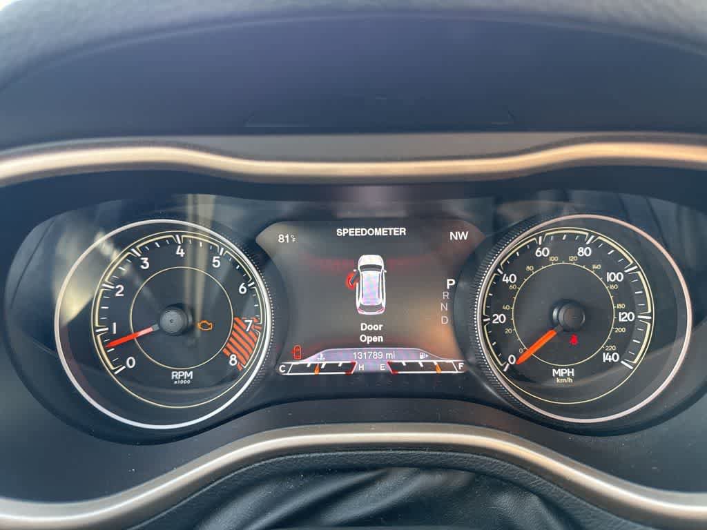 Used 2015 Jeep Cherokee Limited image 22
