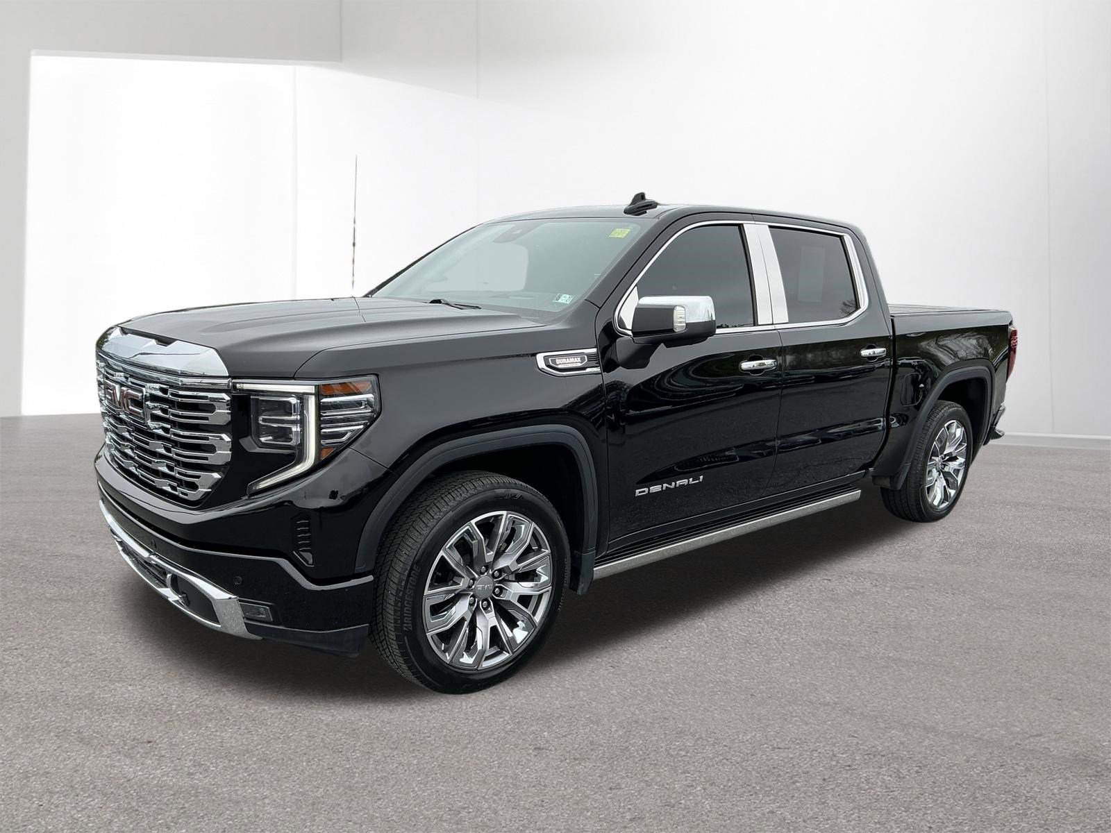 Used 2023 GMC Sierra 1500 Denali w/ Denali Reserve Package AWD/4WD image 7