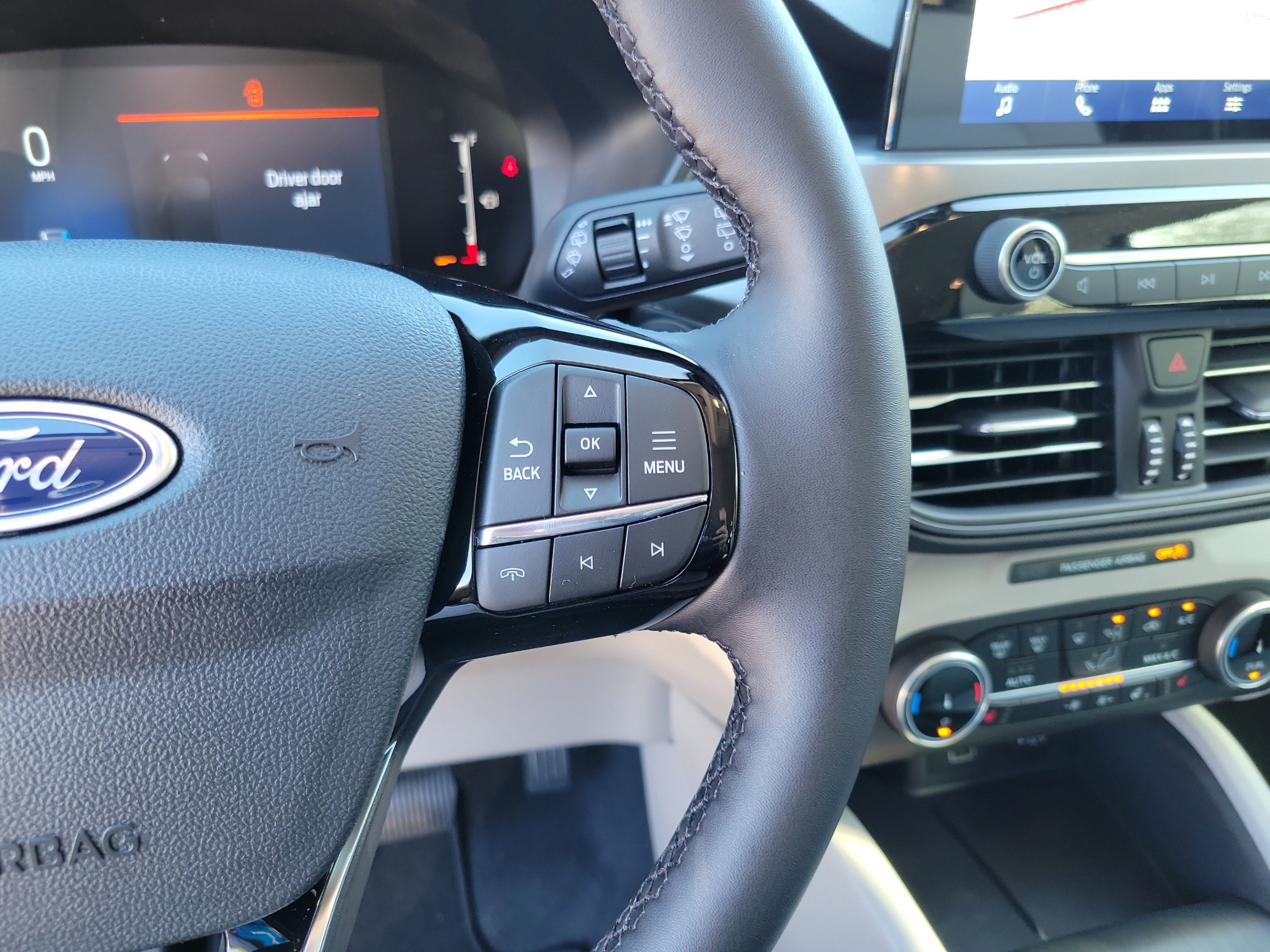 New 2026 Ford Escape Active w/ Cold Weather Package FWD image 14