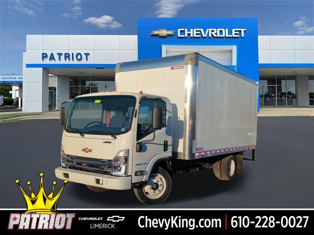 Used 2024 Chevrolet Low Cab Forward 5500XG RWD image 1