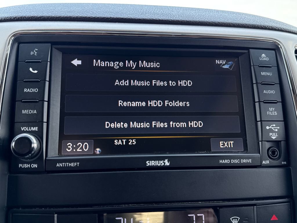 Used 2013 Jeep Grand Cherokee Laredo image 25