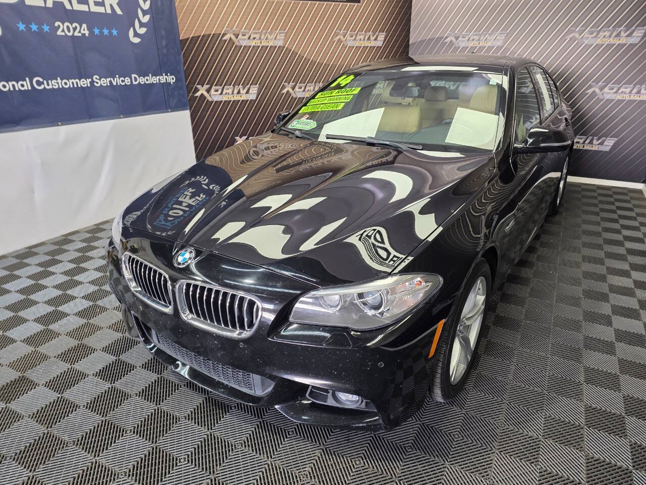 Used 2014 BMW 528i Sedan RWD image 2
