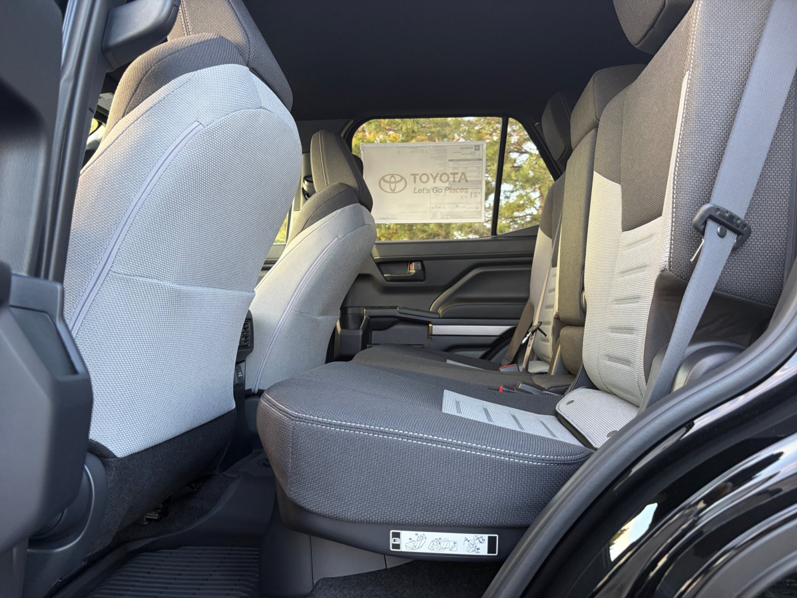 New 2026 Toyota 4Runner TRD Sport AWD/4WD image 17