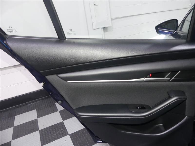 Used 2019 MAZDA MAZDA3 Sedan image 24
