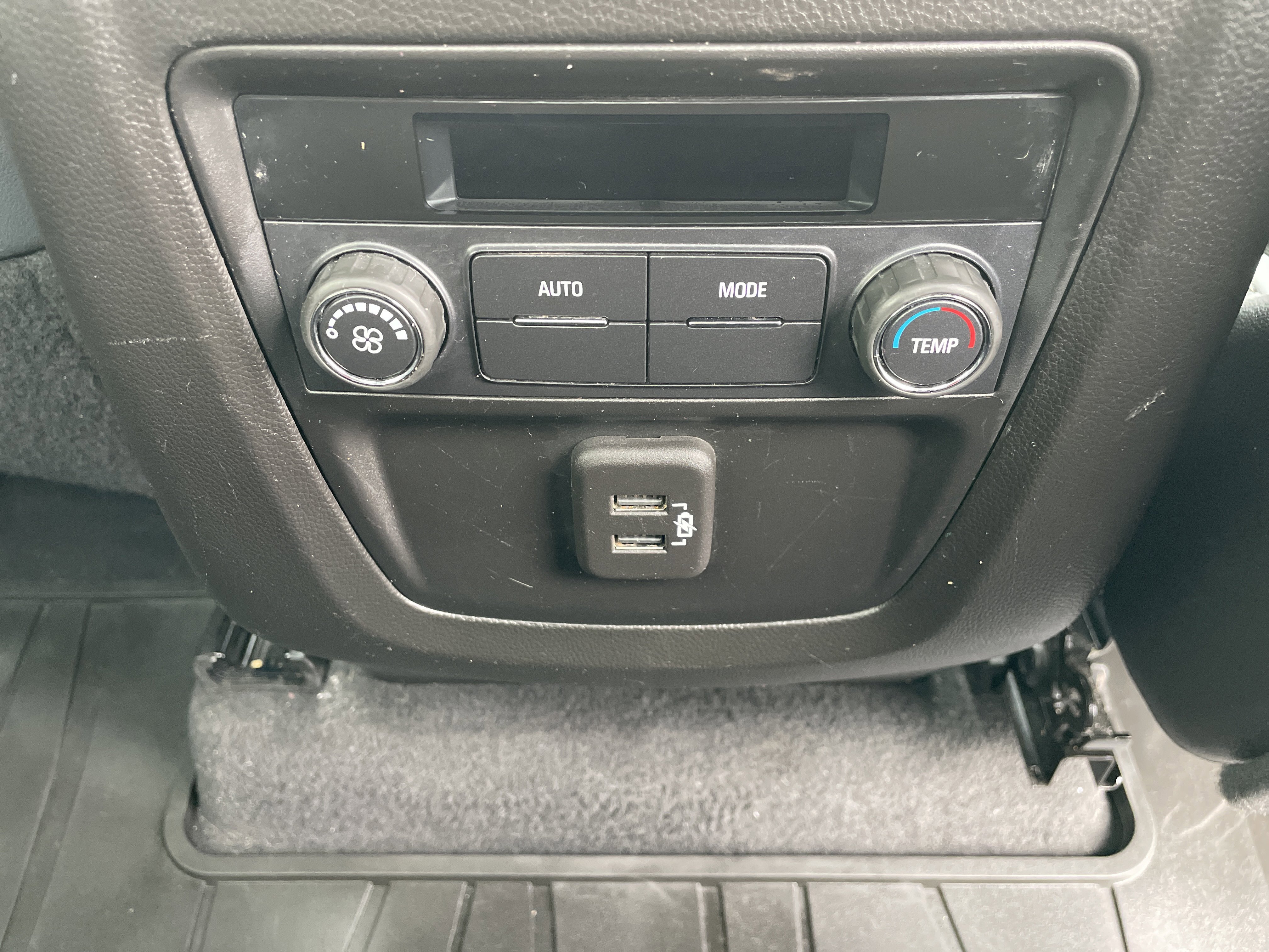 Used 2023 Buick Enclave Essence w/ Experience Buick Package image 19