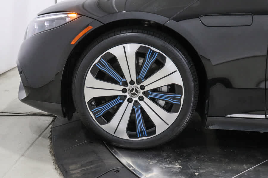 Certified 2024 Mercedes-Benz EQS 450+ 4MATIC Sedan image 11