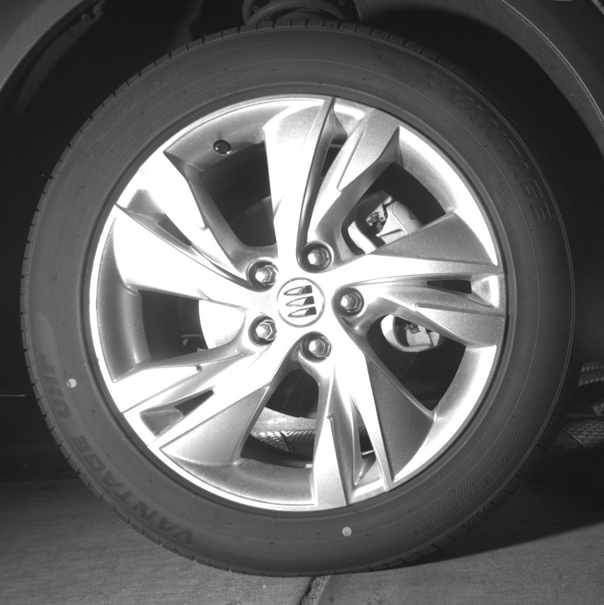 Used 2025 Buick Encore GX Preferred AWD/4WD image 13