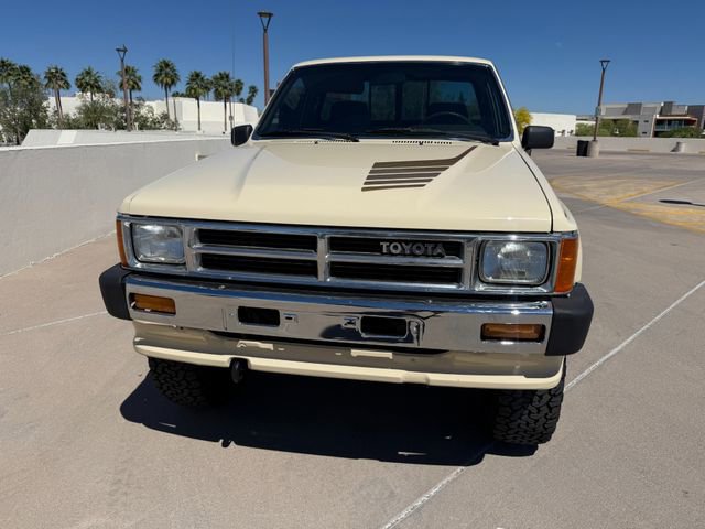Used 1987 Toyota Pickup 4x4 Regular Cab image 9