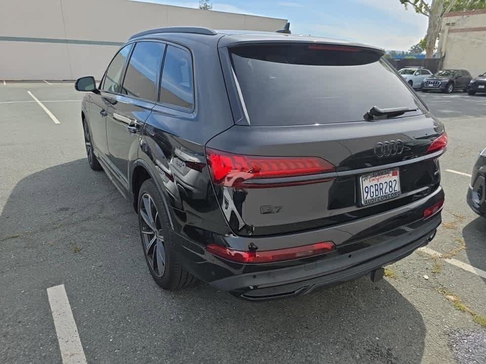 Used 2023 Audi Q7 3.0T Premium Plus w/ Premium Plus Package AWD/4WD image 7