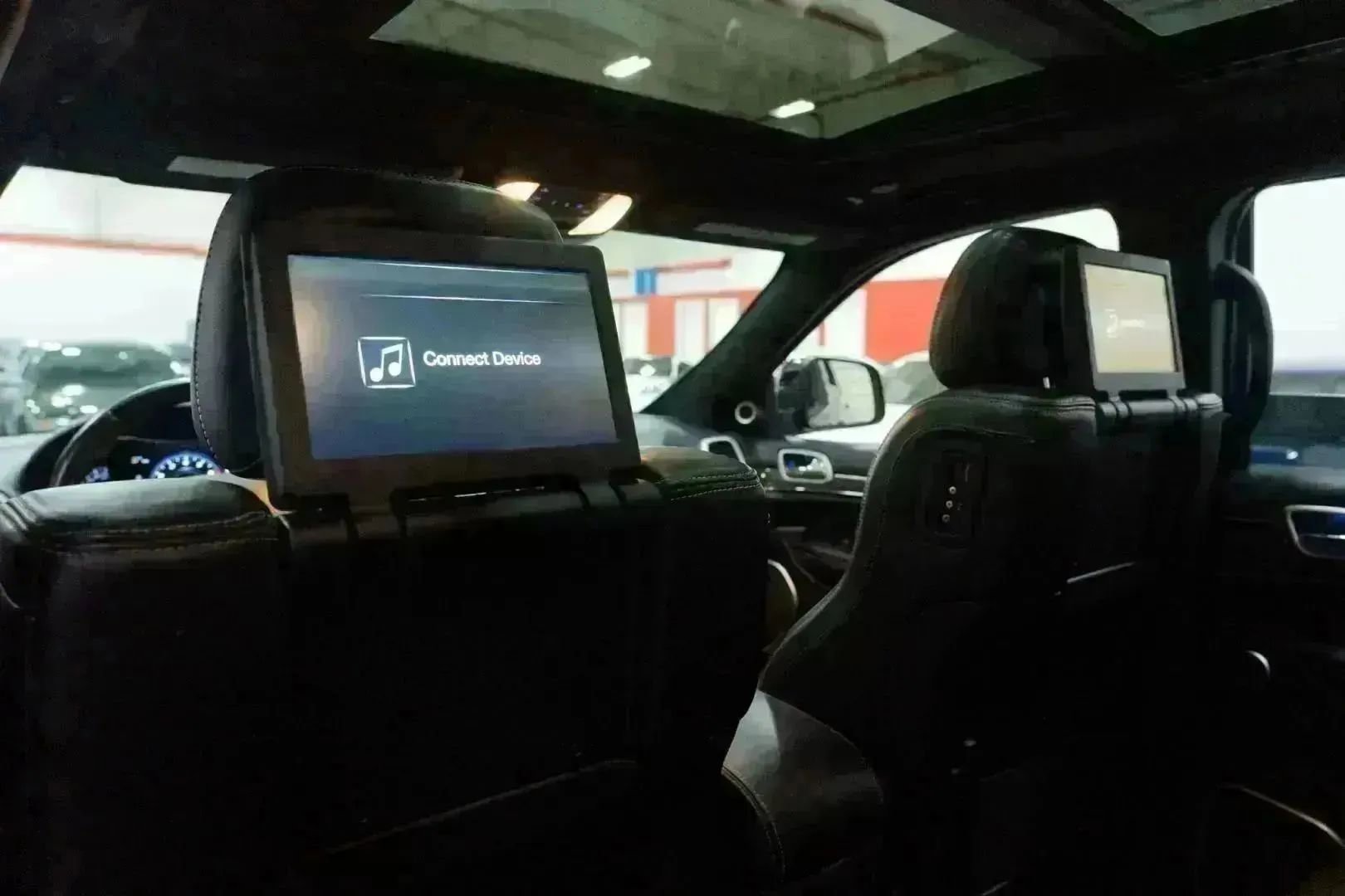 Used 2018 Jeep Grand Cherokee Trackhawk image 22