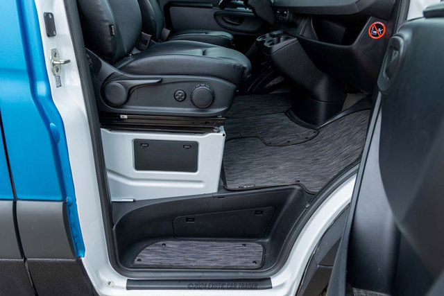 Used 2021 Mercedes-Benz Sprinter 2500 image 43