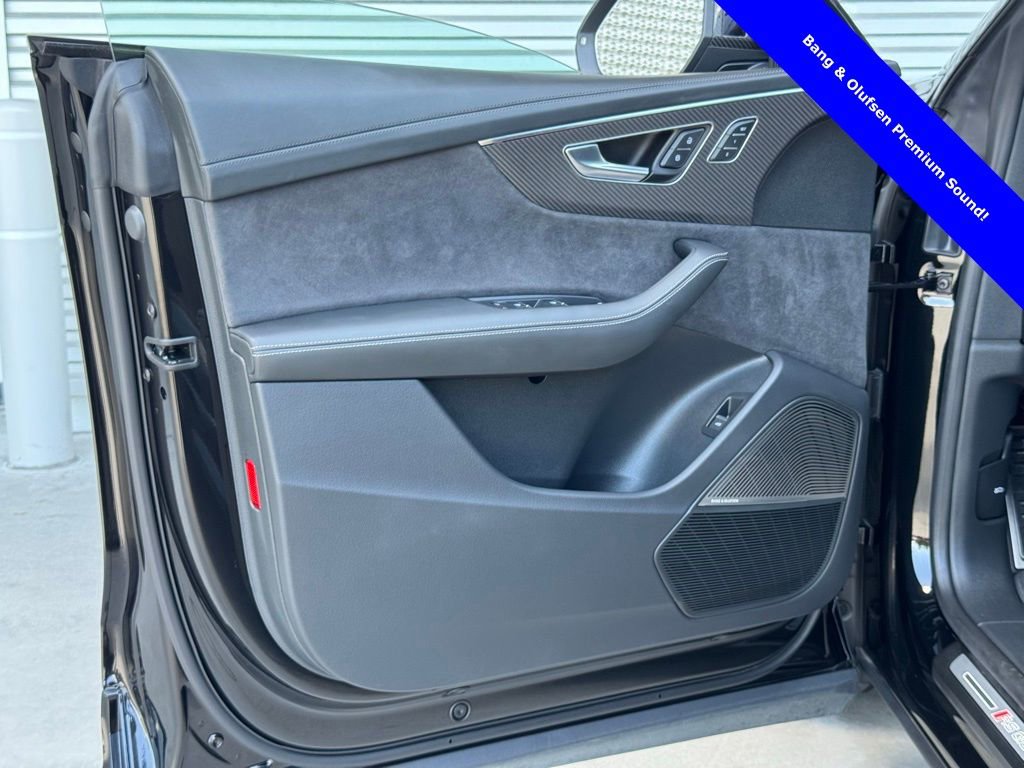 Used 2024 Audi RS Q8 image 8