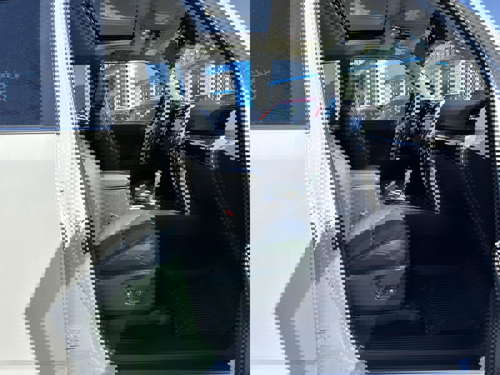 Used 2024 Toyota 4Runner Limited image 33