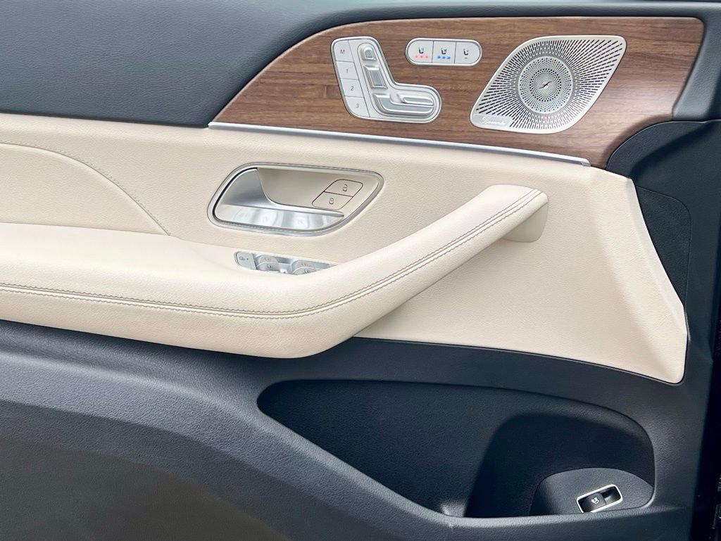 Certified 2025 Mercedes-Benz GLE 450 4MATIC image 30