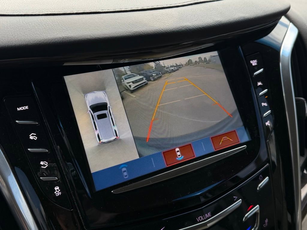 Used 2019 Cadillac Escalade Premium Luxury image 25