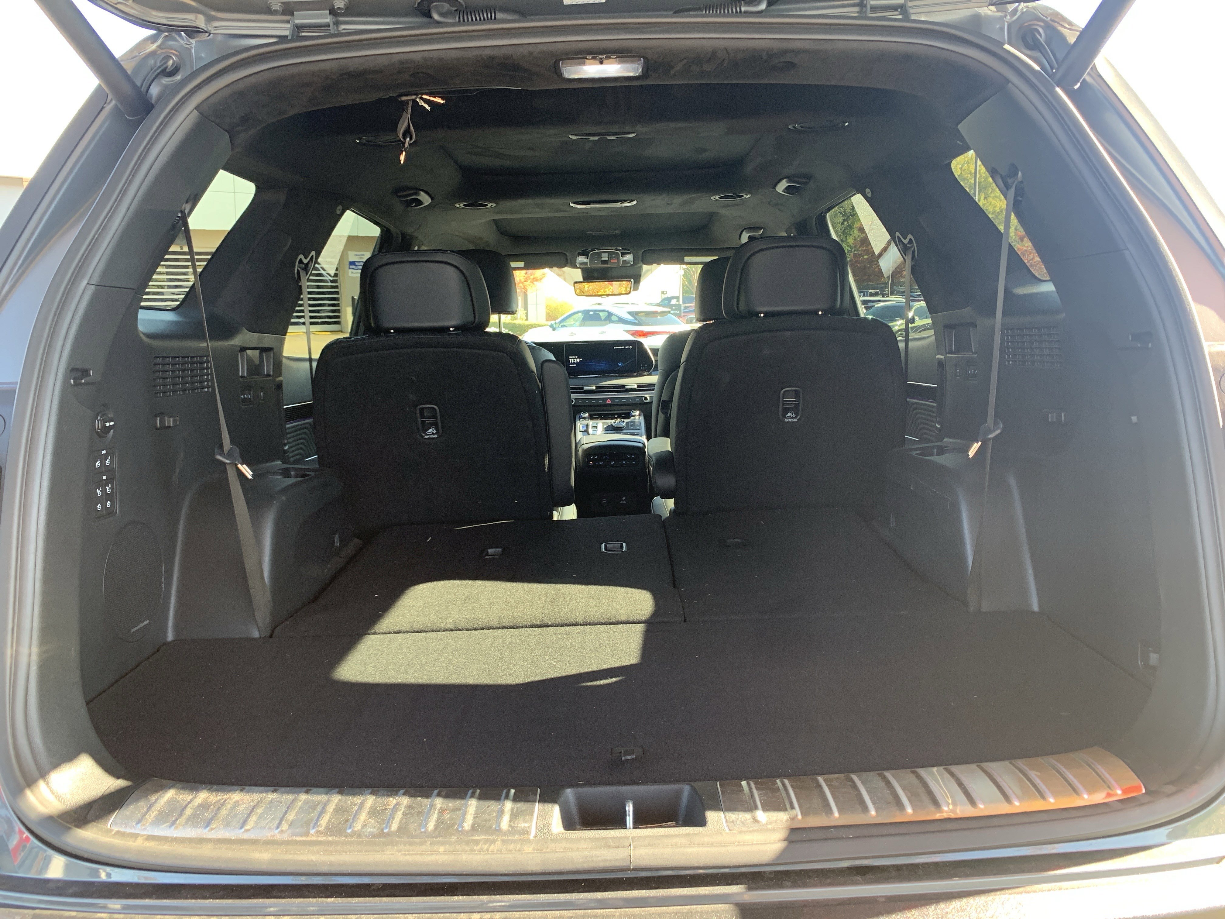 Used 2024 Hyundai Palisade Calligraphy image 34