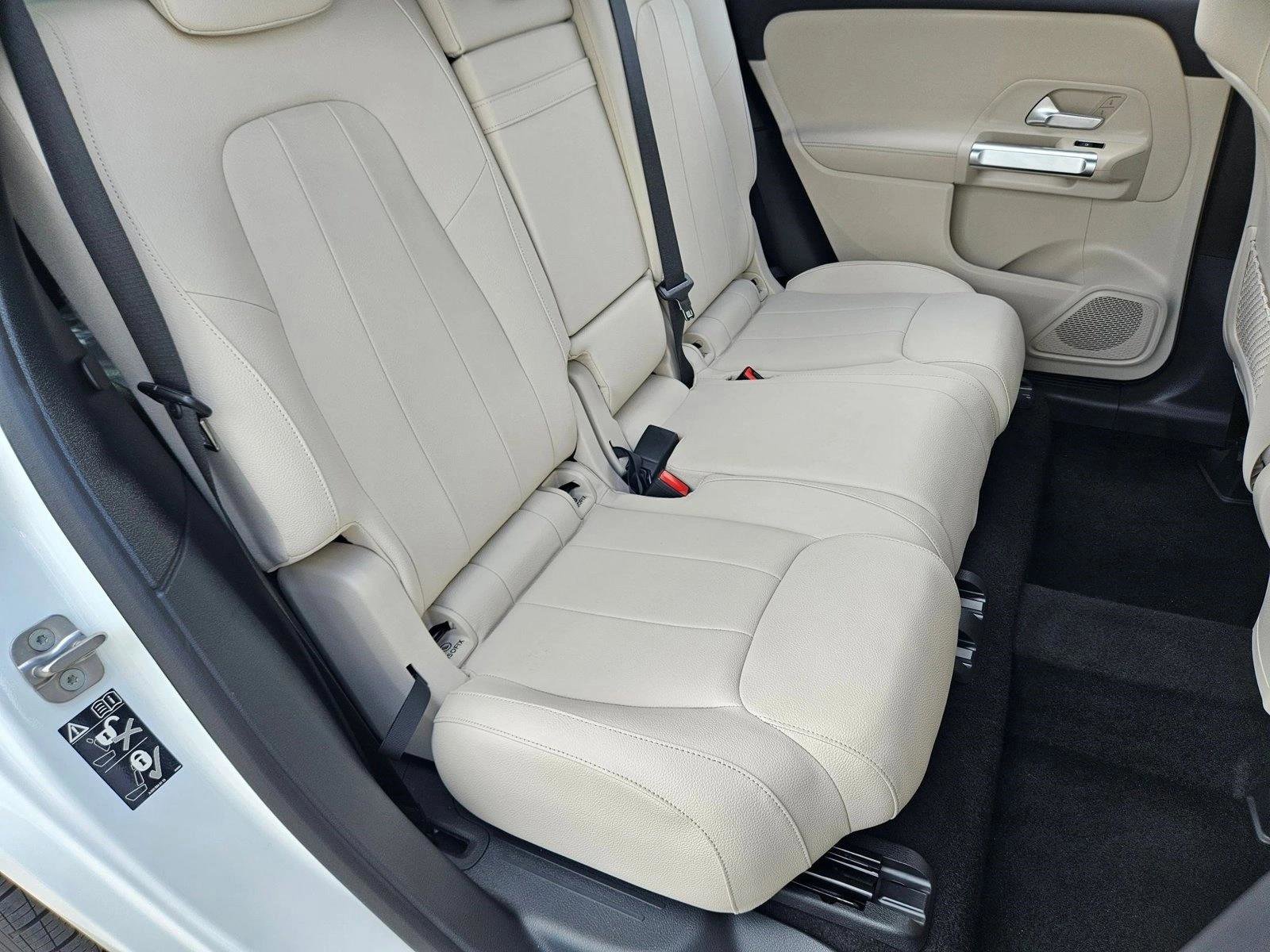 Used 2025 Mercedes-Benz GLB 250 image 18