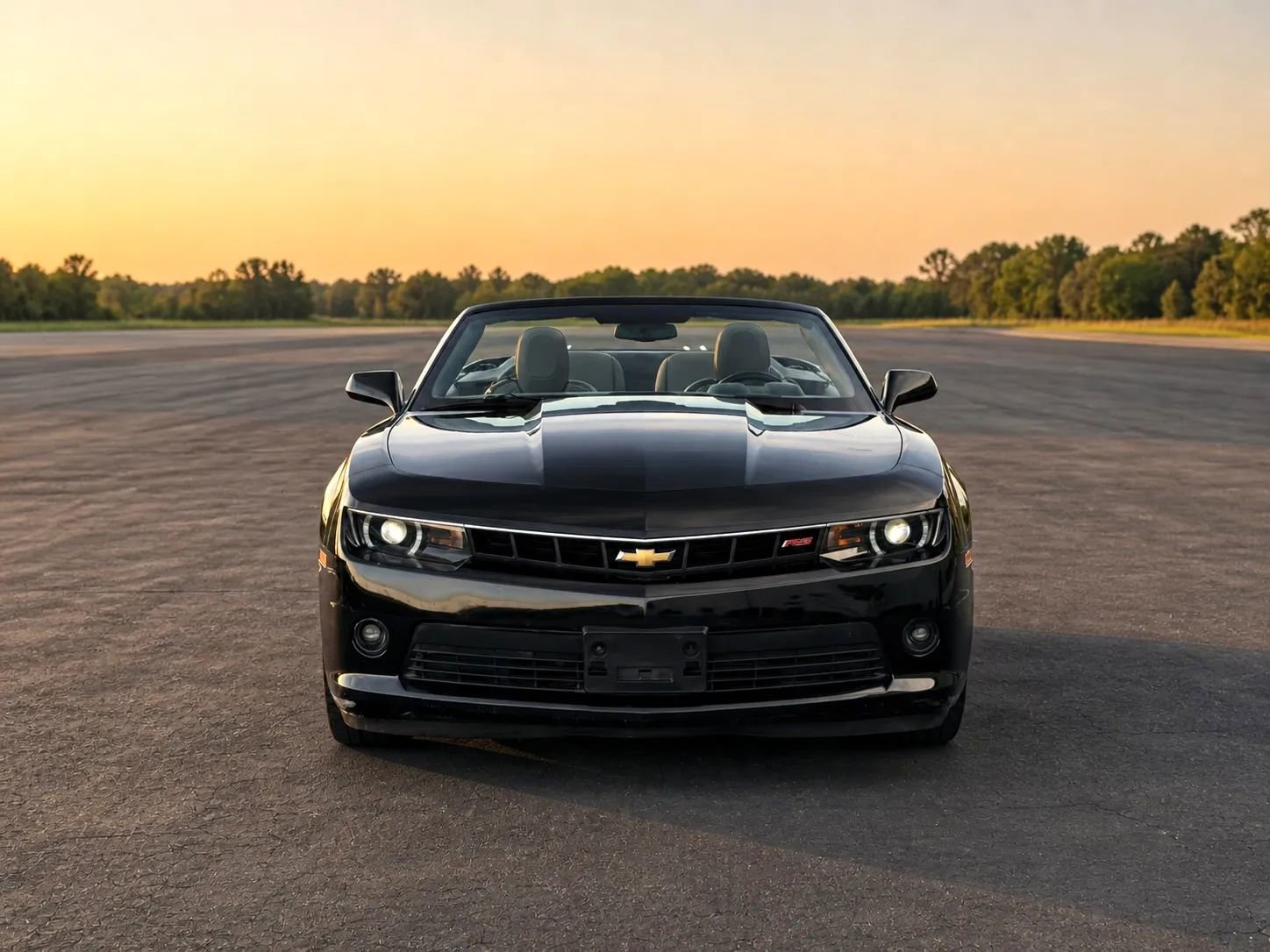 Used 2015 Chevrolet Camaro LT w/ RS Package RWD image 9