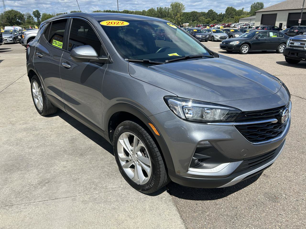 Used 2022 Buick Encore GX Preferred AWD/4WD image 3