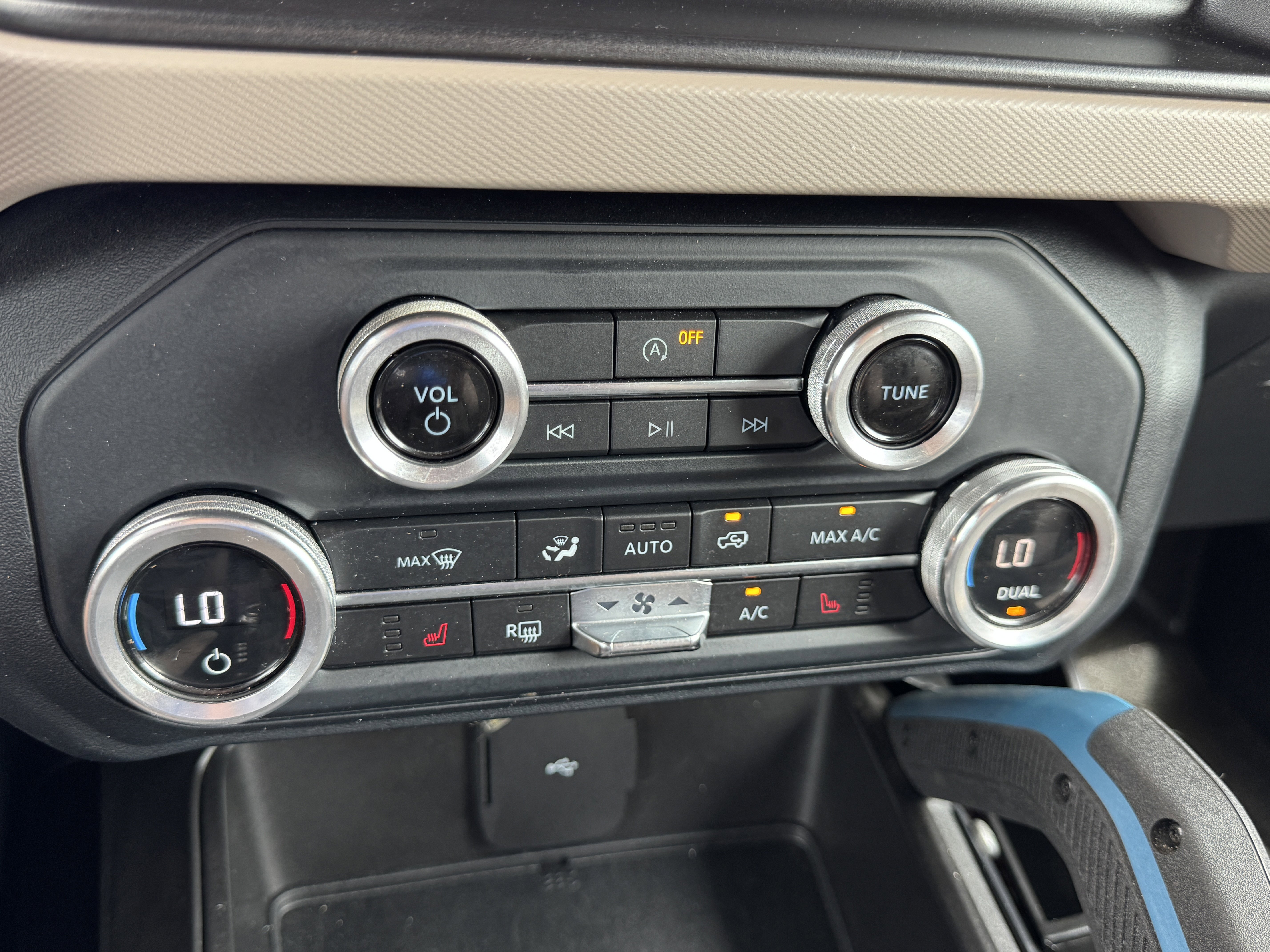 Used 2021 Ford Bronco Wildtrak image 25