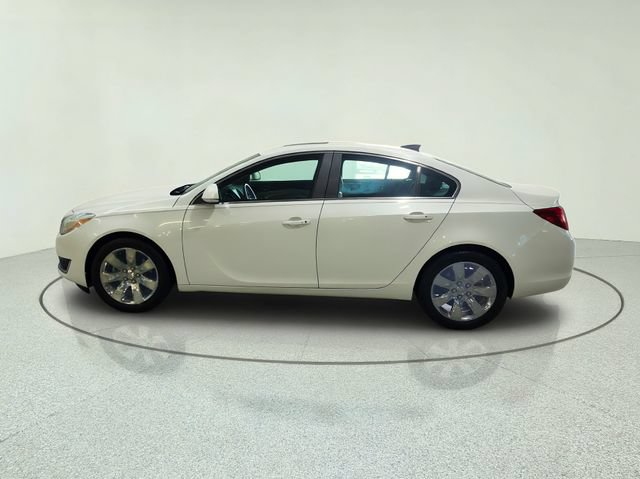 Used 2017 Buick Regal Premium w/ Driver Confidence Package #1 FWD image 6