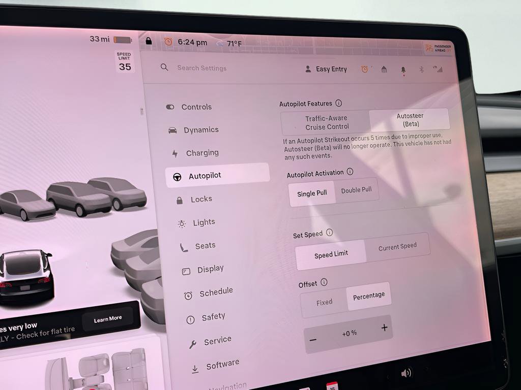Used 2020 Tesla Model 3 Standard Range RWD image 35