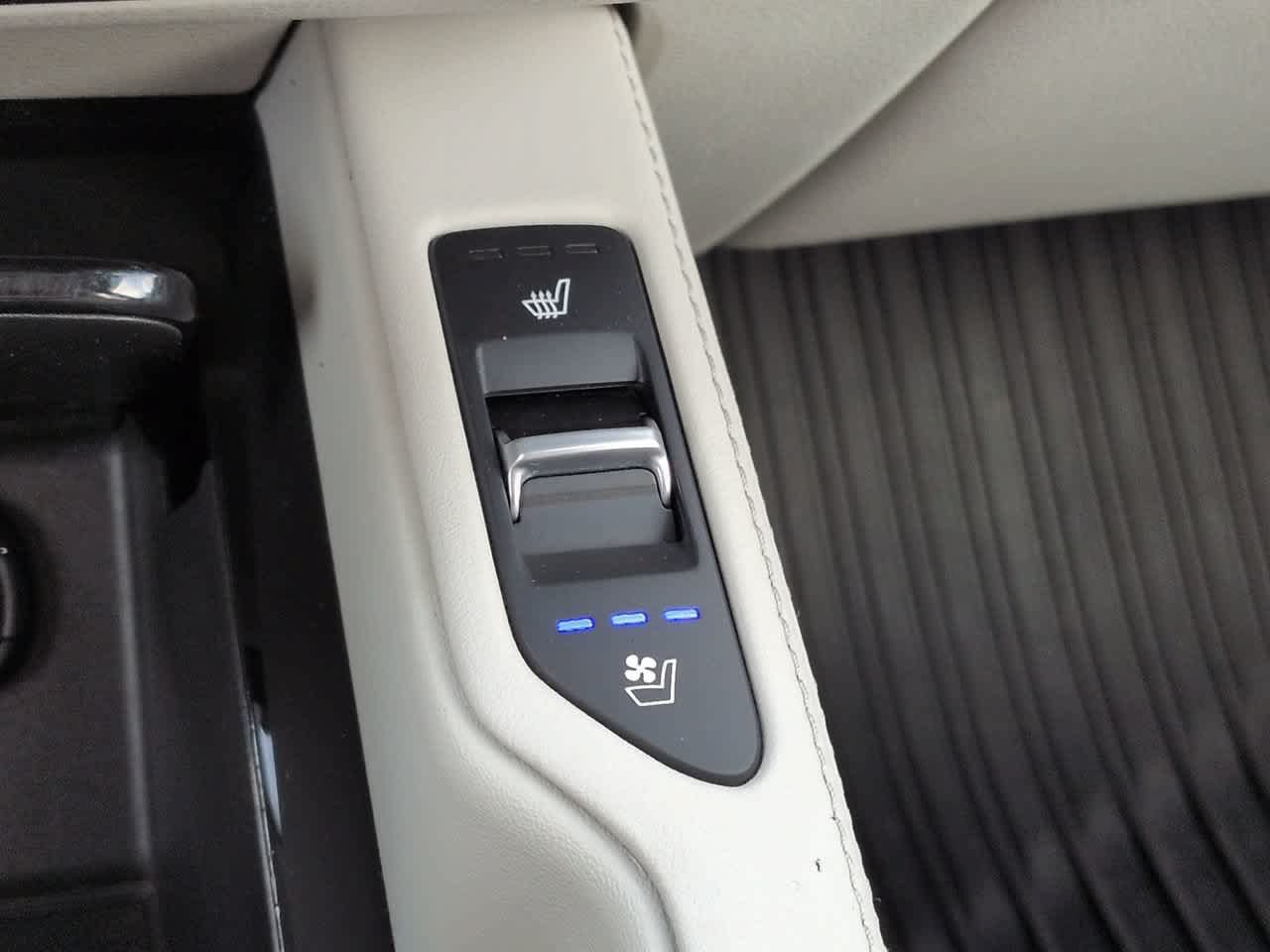 Used 2020 Kia Telluride EX FWD image 24