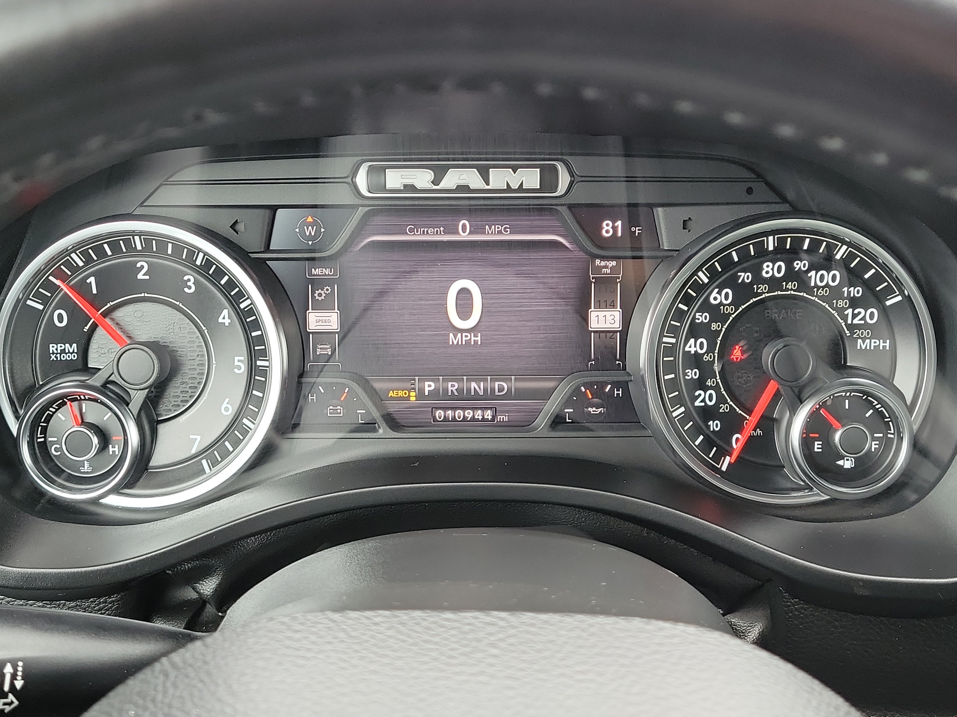 Used 2023 RAM 1500 Laramie AWD/4WD image 23