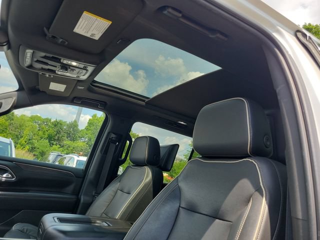 Used 2021 GMC Yukon XL SLT w/ SLT Premium Package AWD/4WD image 29