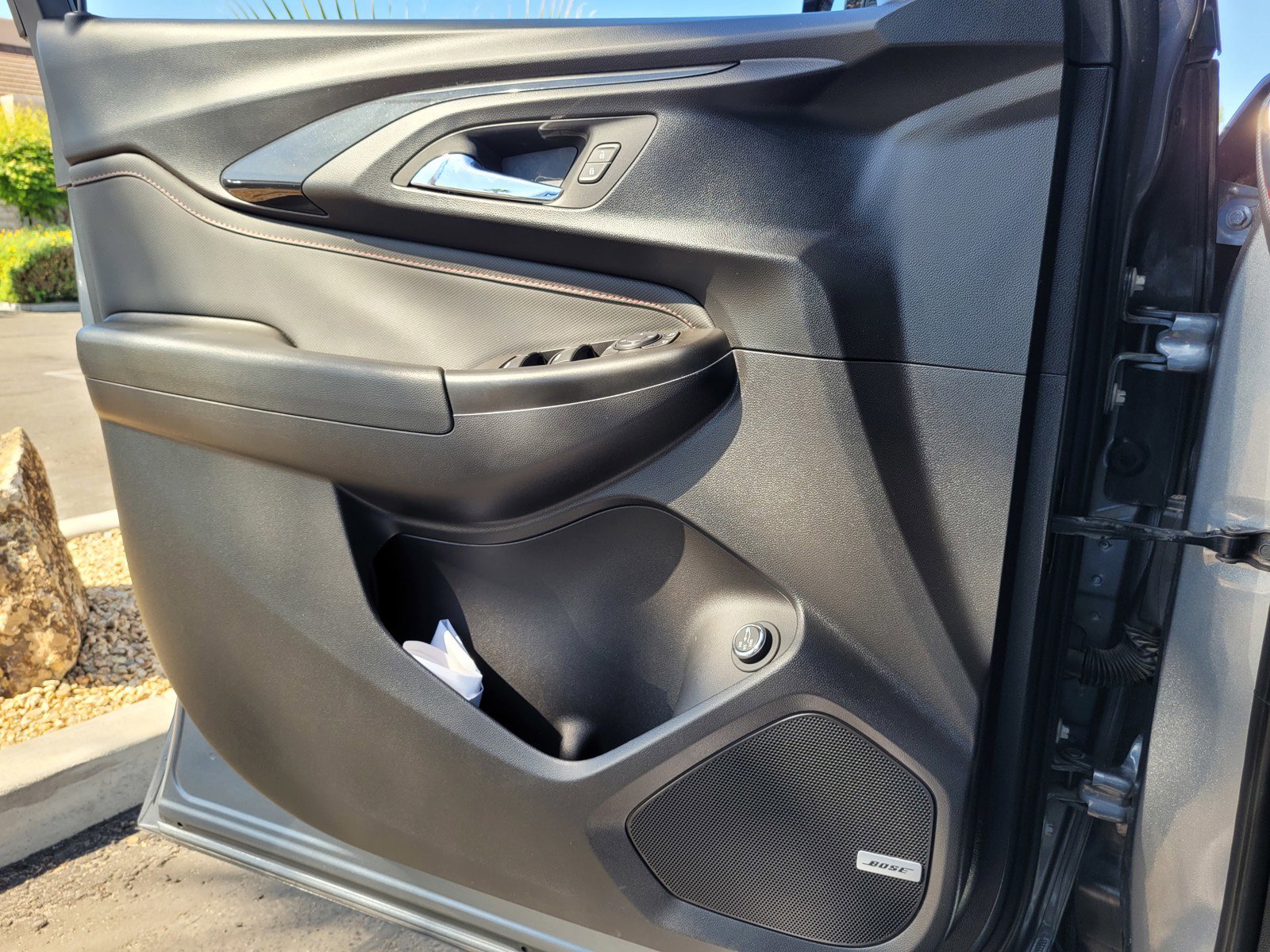 Used 2021 Chevrolet TrailBlazer RS w/ Sun and Liftgate Package image 24