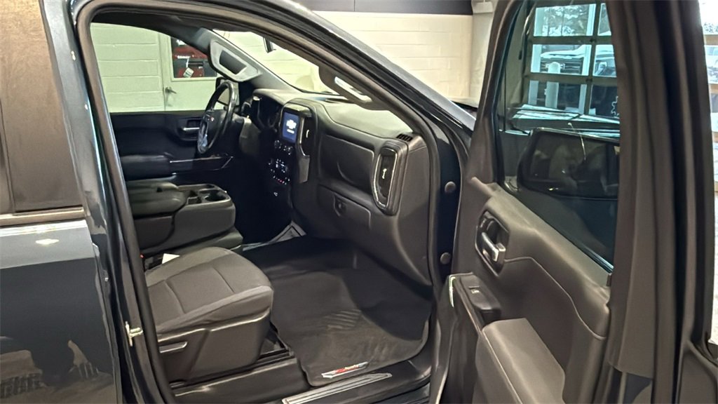 Used 2020 Chevrolet Silverado 1500 LT w/ All-Star Edition image 12