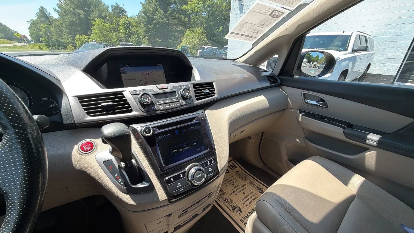 Used 2015 Honda Odyssey Touring Elite image 25