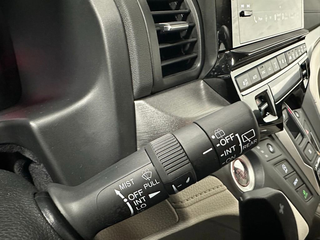 Used 2025 Honda Odyssey EX-L image 22