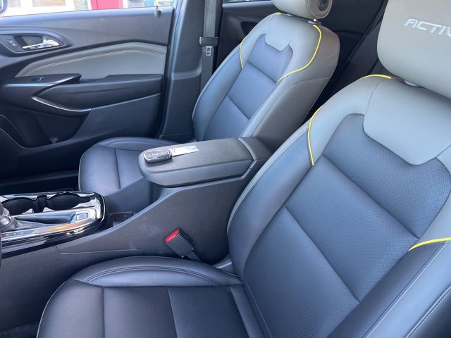 Used 2024 Chevrolet Trax ACTIV w/ Driver Confidence Package image 8