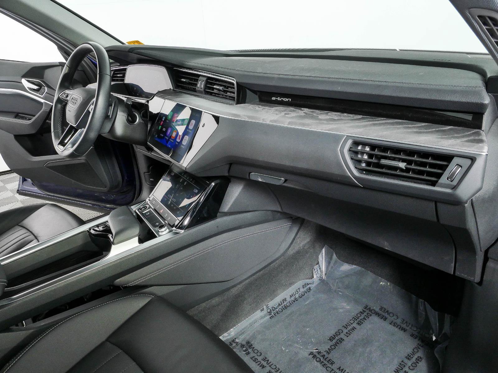 Used 2022 Audi e-tron Premium w/ Convenience Plus Package AWD/4WD image 36