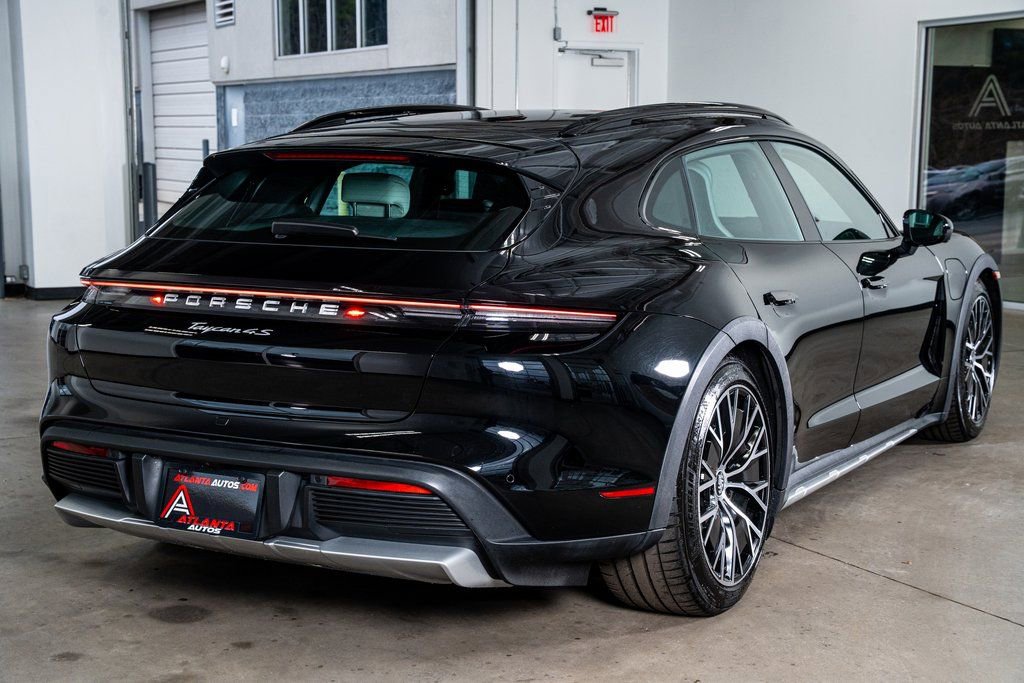 Used 2024 Porsche Taycan 4S w/ Premium Package image 6