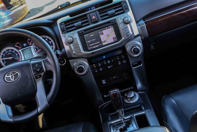 Used 2018 Toyota 4Runner Limited image 19