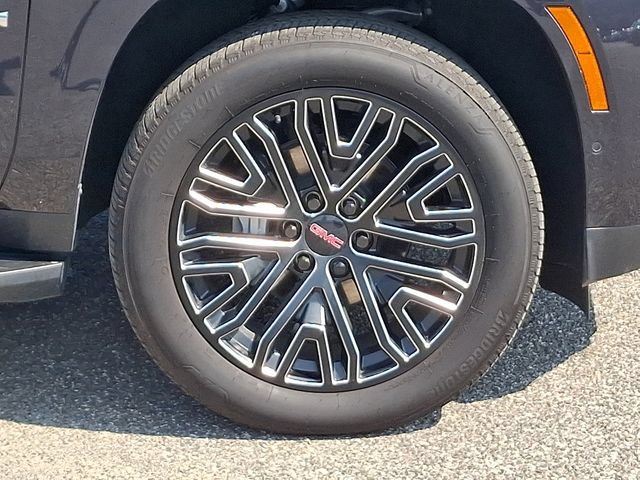 Used 2025 GMC Yukon Denali w/ LPO, Floor Liner Package AWD/4WD image 27