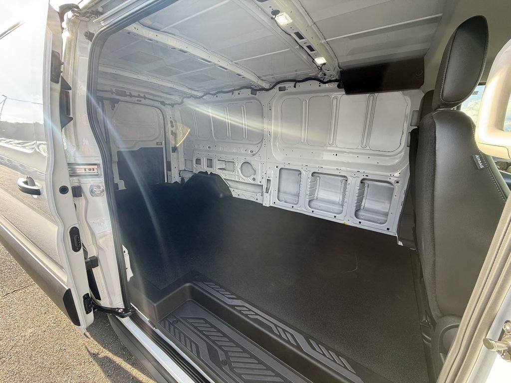 New 2025 Ford Transit 350 148 Low Roof AWD image 15