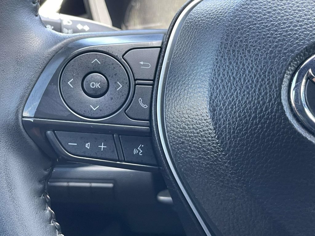Used 2025 Toyota Corolla SE FWD image 27
