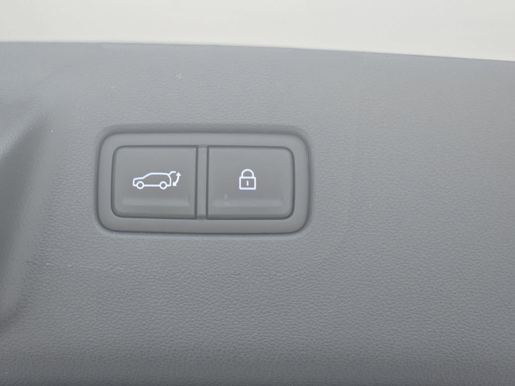 Certified 2026 Hyundai Santa Fe SE FWD image 13