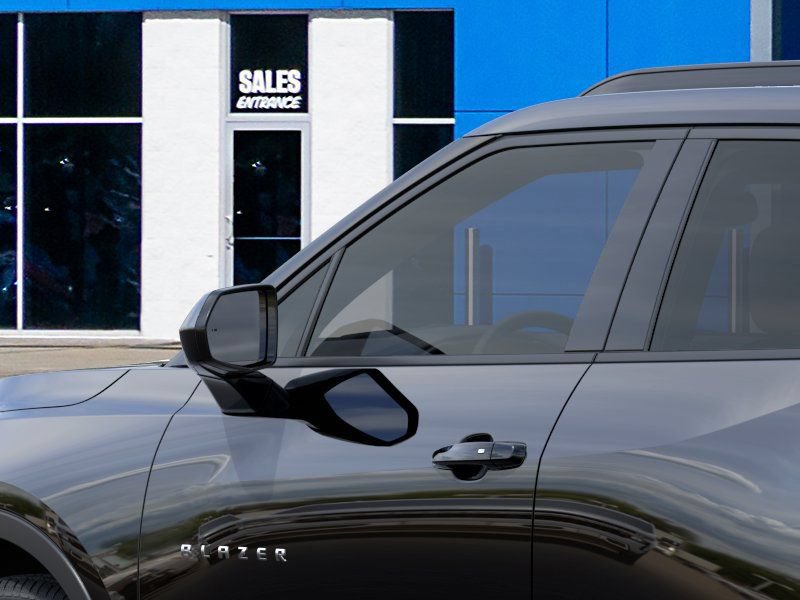 New 2026 Chevrolet Blazer LT w/ Convenience Package AWD/4WD image 13